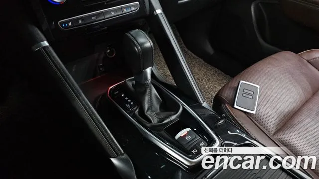 Renault-KoreaSamsung Koleos 2020 thumb 9
