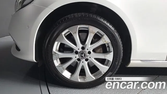 Mercedes-Benz E-Класс 2019 thumb 5
