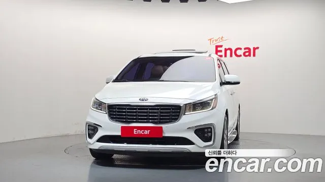 Kia Carnival 2019 thumb 3