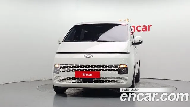 Hyundai Staria 2022 thumb 3