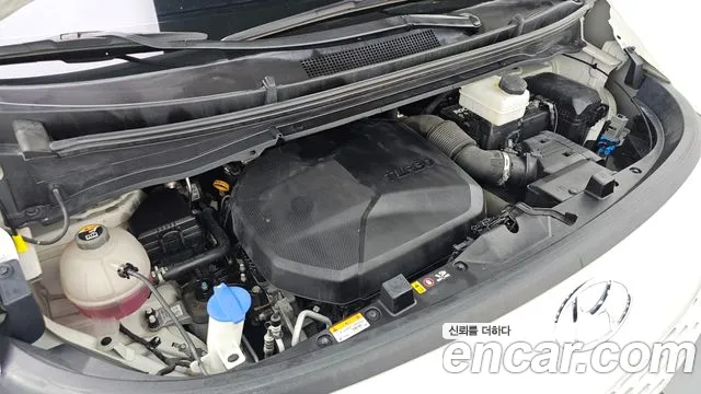 Hyundai Staria 2022 thumb 6