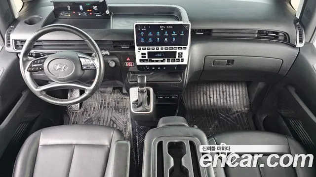 Hyundai Staria 2022 thumb 7