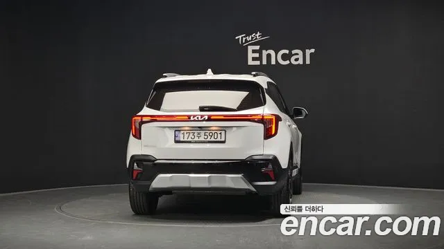 Kia Seltos 2024 thumb 4