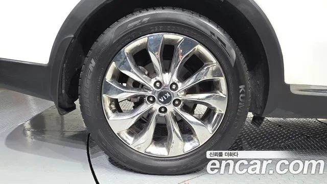 Kia Sorento 2017 thumb 5