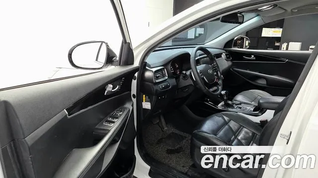 Kia Sorento 2017 thumb 10
