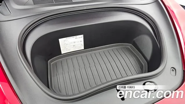 Tesla Model 3 2024 thumb 6