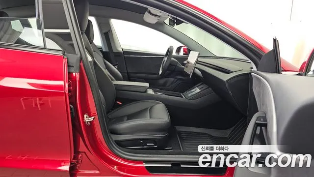 Tesla Model 3 2024 thumb 11