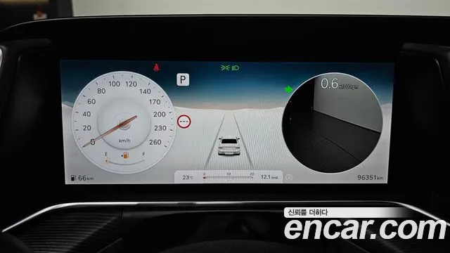 Genesis G90 2022 thumb 8