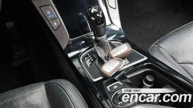 Hyundai i40 2012 thumb 9