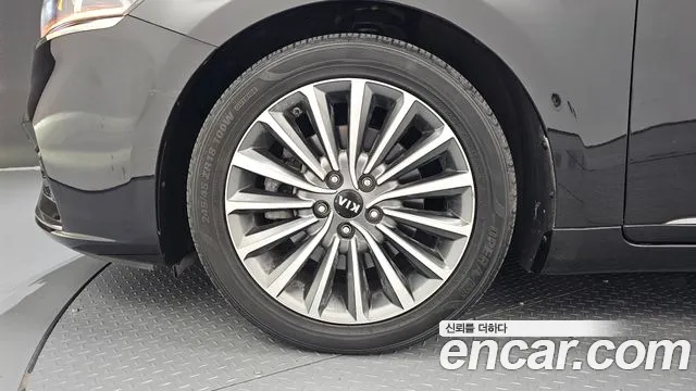 Kia K7 2017 thumb 5