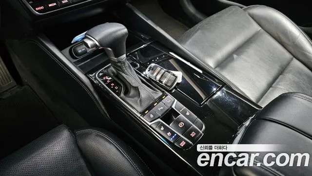 Kia K7 2017 thumb 9