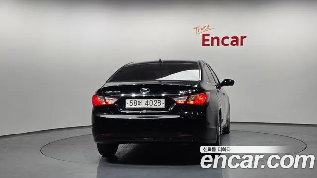 Hyundai Sonata 2010 thumb 4