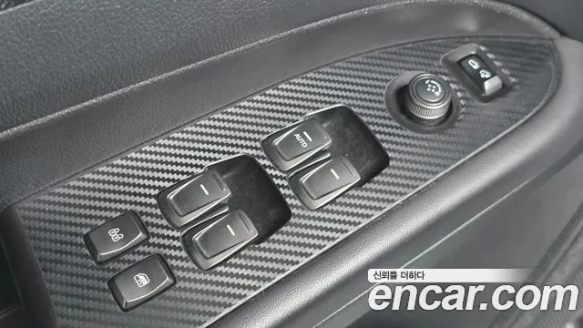 KG_Mobility_Ssangyong Rexton 2020 thumb 11