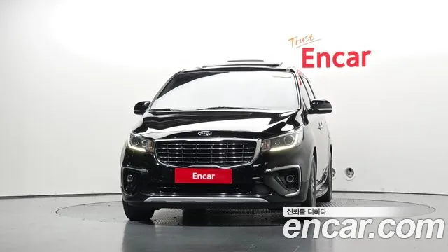 Kia Carnival 2019 thumb 2