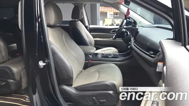 Kia Carnival 2025 thumb 10