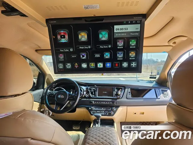 Kia Carnival 2019 thumb 4