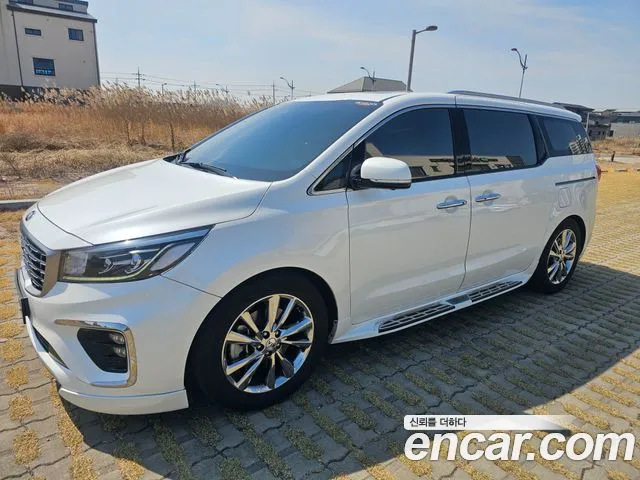 Kia Carnival 2019 thumb 12