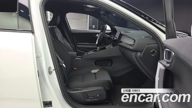 Polestar 2 2025 thumb 10