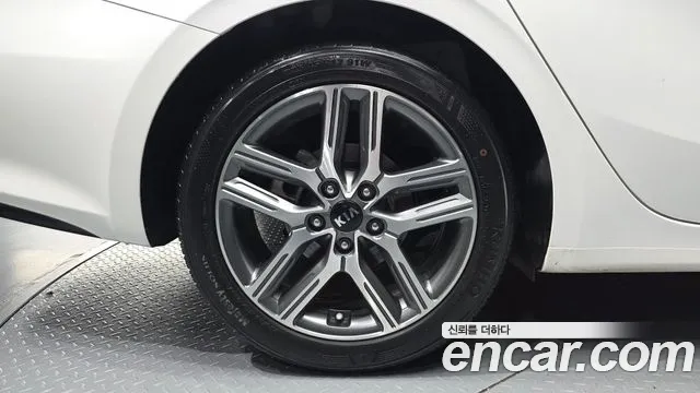 Kia K3 2019 thumb 4
