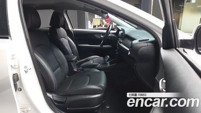 Kia K3 2019 thumb 10