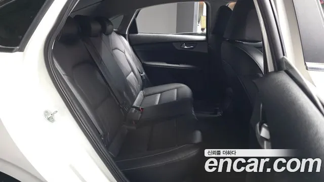 Kia K3 2019 thumb 11
