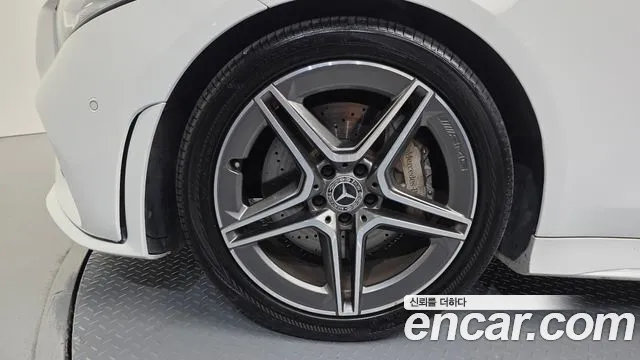 Mercedes-Benz CLS-Class 2019 thumb 5