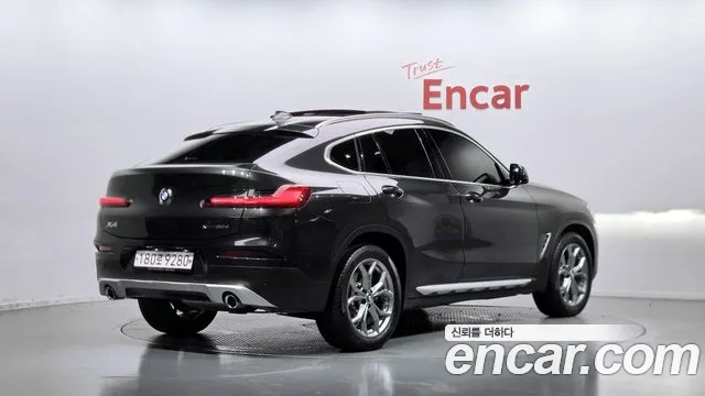 BMW X4 2020 thumb 2
