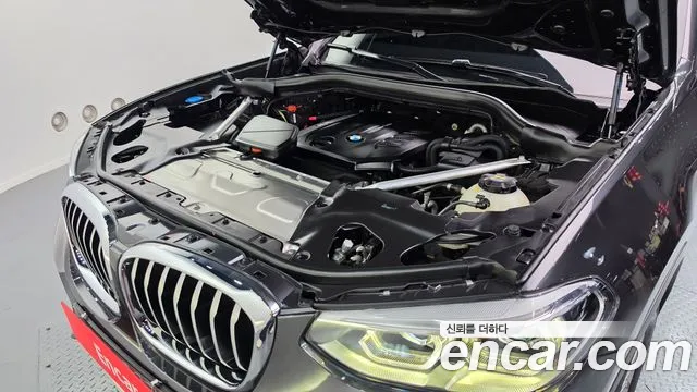 BMW X4 2020 thumb 6