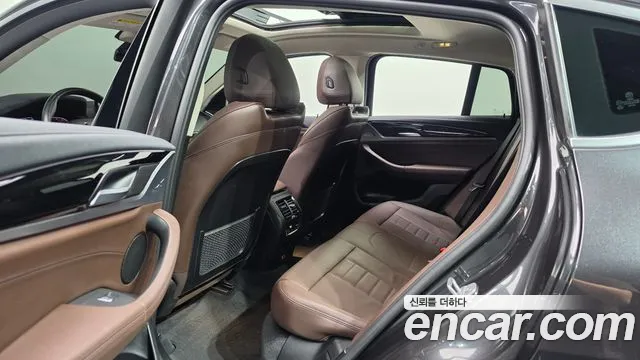 BMW X4 2020 thumb 11
