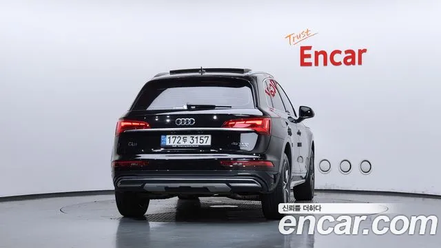 Audi Q5 2021 thumb 4