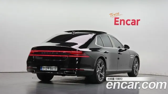 Genesis G90 2022 thumb 2
