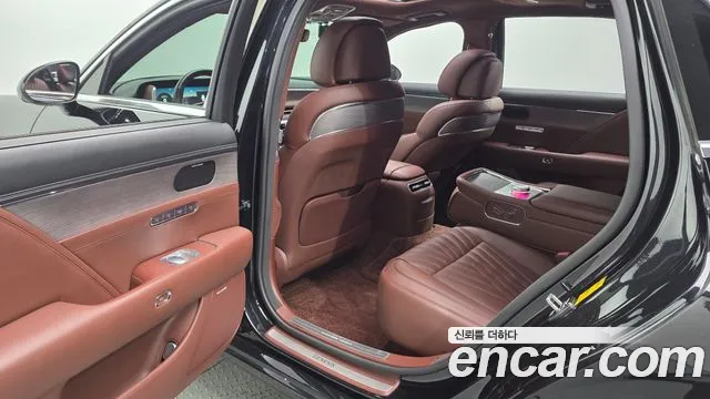 Genesis G90 2022 thumb 12