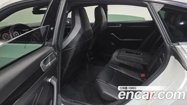 Volkswagen Arteon 2023 thumb 12