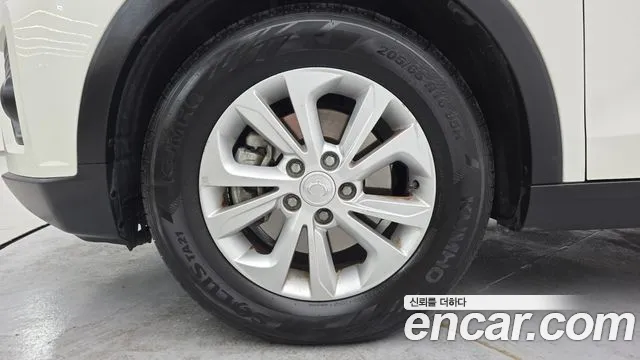 KG_Mobility_Ssangyong TIBOLI 2020 thumb 5
