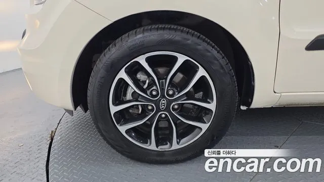 Kia Soul 2010 thumb 5