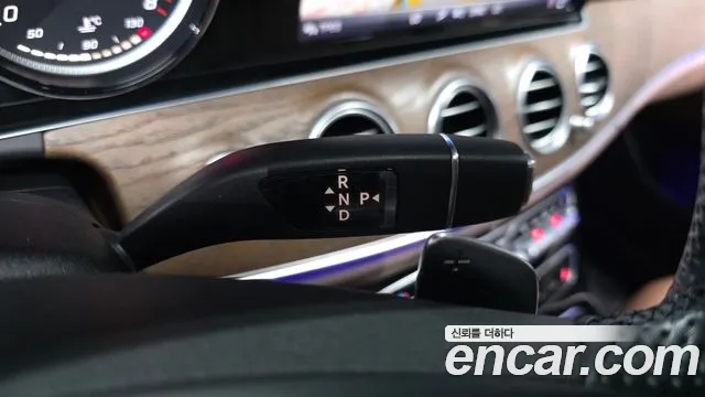 Mercedes-Benz E-Класс 2017 thumb 9