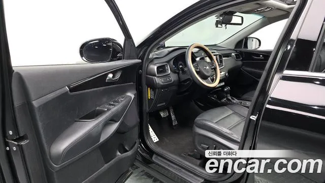 Kia Sorento 2015 thumb 10