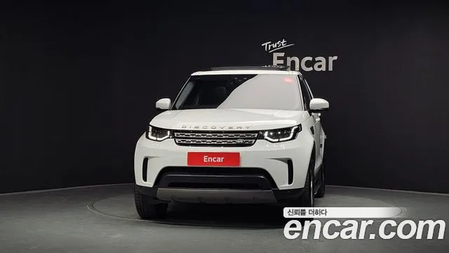 Land Rover Discovery 2018 thumb 3