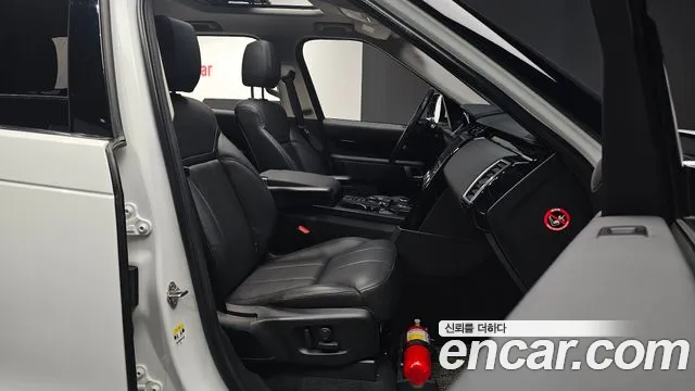 Land Rover Discovery 2018 thumb 10