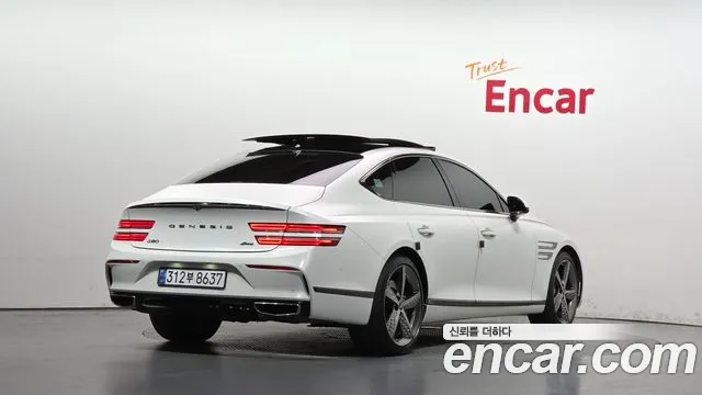 Genesis G80 2022 thumb 2