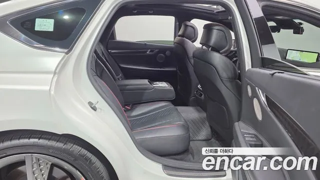 Genesis G80 2022 thumb 11