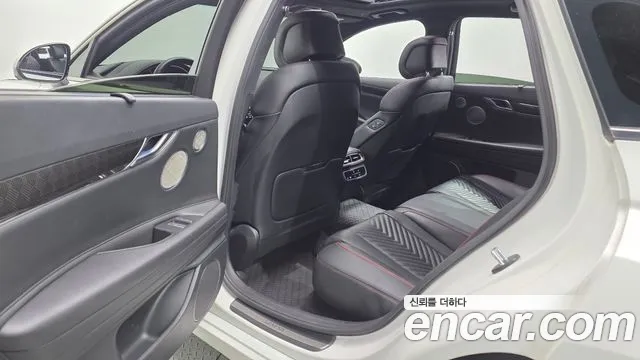 Genesis G80 2022 thumb 12