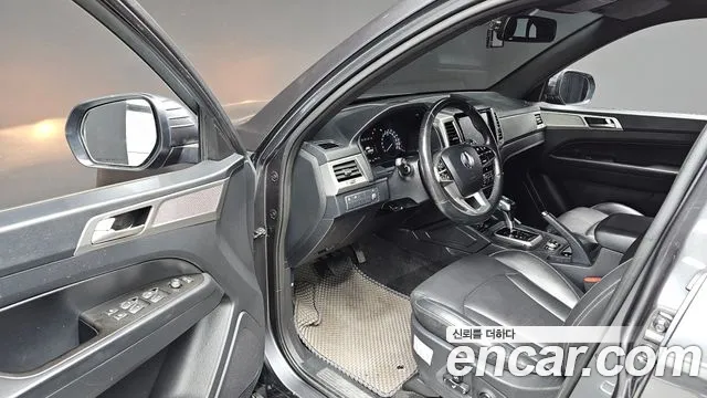 KG_Mobility_Ssangyong Rexton 2019 thumb 11