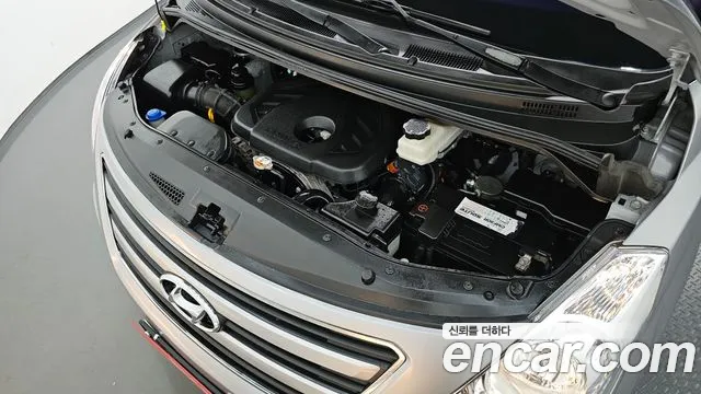 Hyundai Starex 2017 thumb 6
