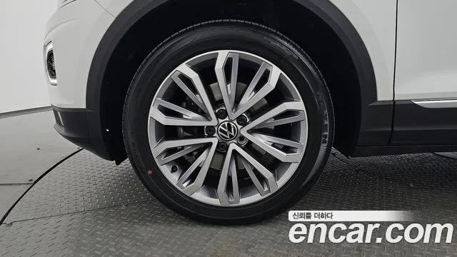 Volkswagen T-Roc 2021 thumb 4