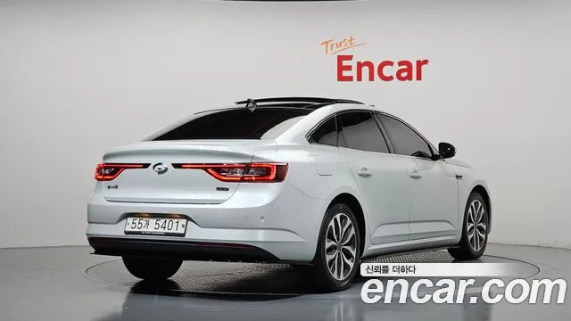Renault-KoreaSamsung Megane 2017 thumb 2