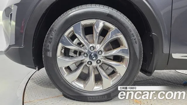 Kia Sorento 2019 thumb 5