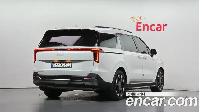 Kia Carnival 2024 thumb 2