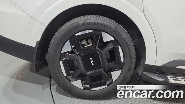 Kia Carnival 2024 thumb 5