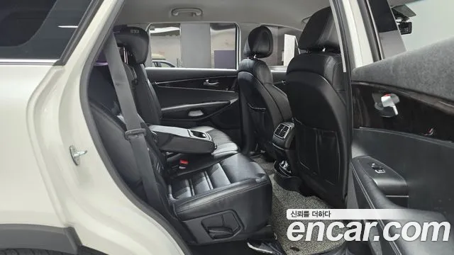 Kia Sorento 2016 thumb 11